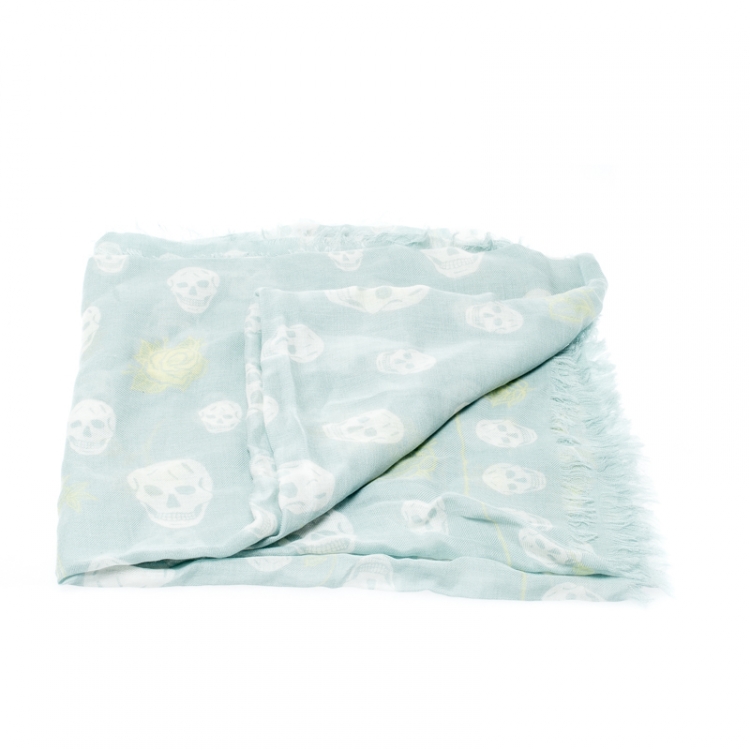 Pre Owned Alexander McQueen Mint Blue Skull and Roses Print Fringed Edge Scarf