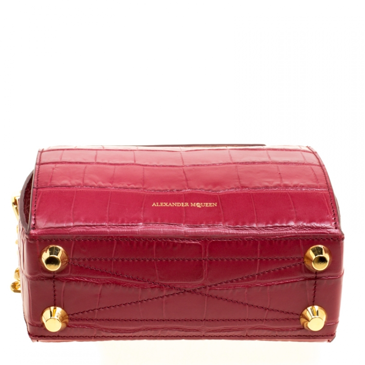 Pre Owned Alexander McQueen Red Croc Embossed Leather Box Shoulder Bag 