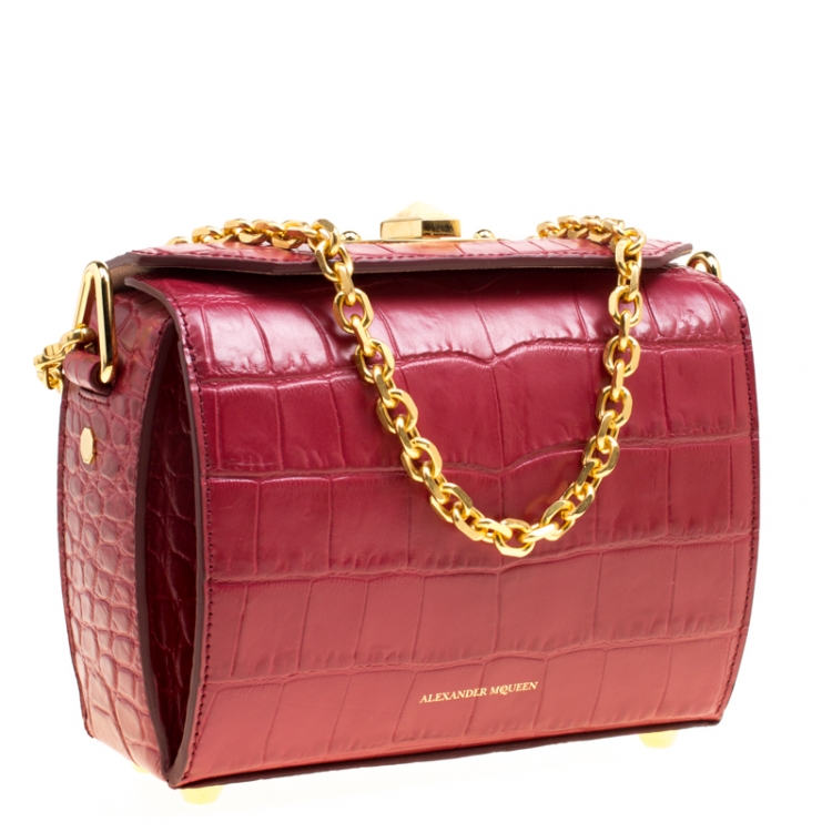 Pre Owned Alexander McQueen Red Croc Embossed Leather Box Shoulder Bag 