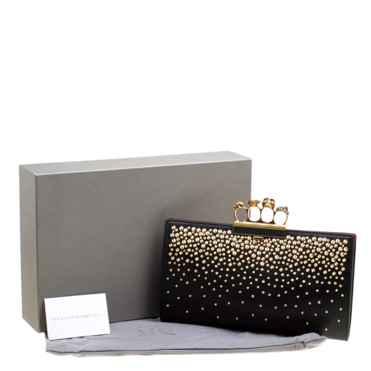 Pre Owned Alexander McQueen Black Leather Studded Skull Knuckle Clutch