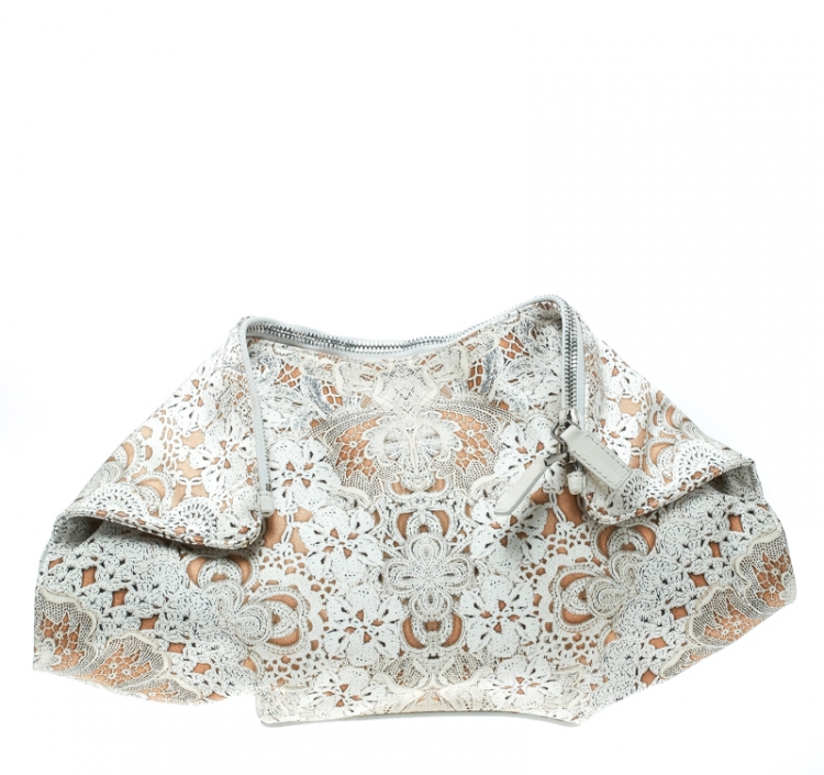 Pre Owned Alexander McQueen White Printed Satin Medium De Manta Clutch