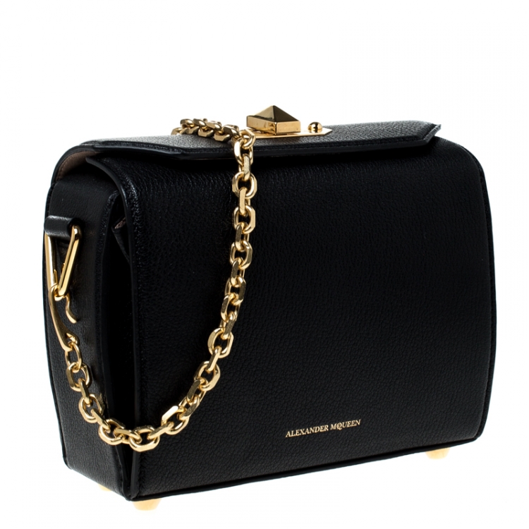 Pre Owned Alexander McQueen Black Leather Box 19 Shoulder Bag 