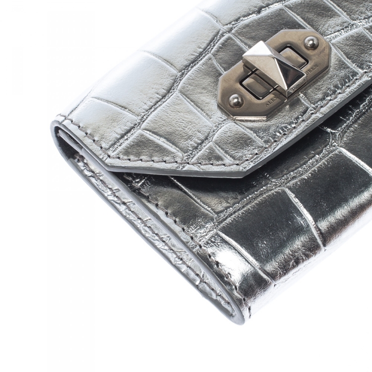 Pre Owned Alexander McQueen Silver Croc Embossed Leather Business Card Holder
