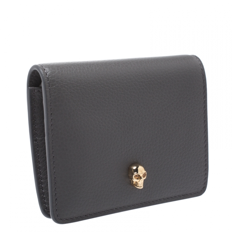 Pre Owned Alexander McQueen Grey Leather Skull Bifold Wallet