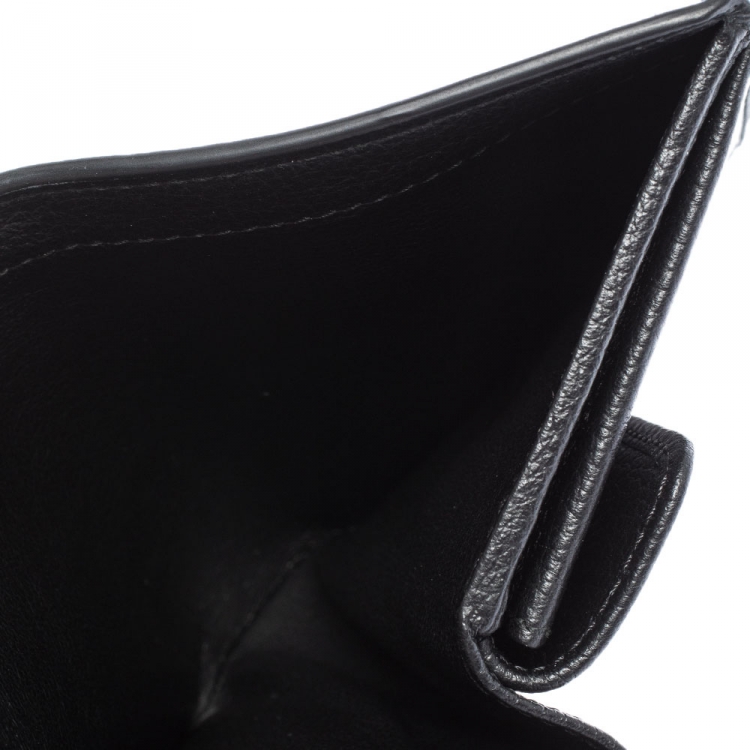 Pre Owned Alexander McQueen Black Leather Skull Bifold Wallet