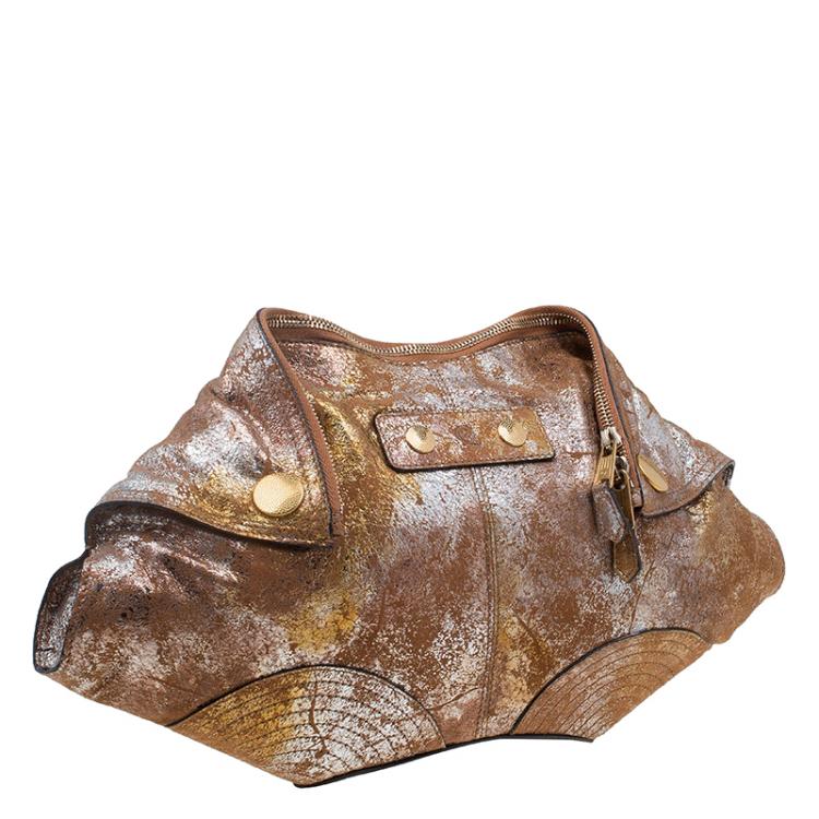 Pre Owned Alexander McQueen De Manta Faithful Gold Lamina Metallic Fold-over Clutch