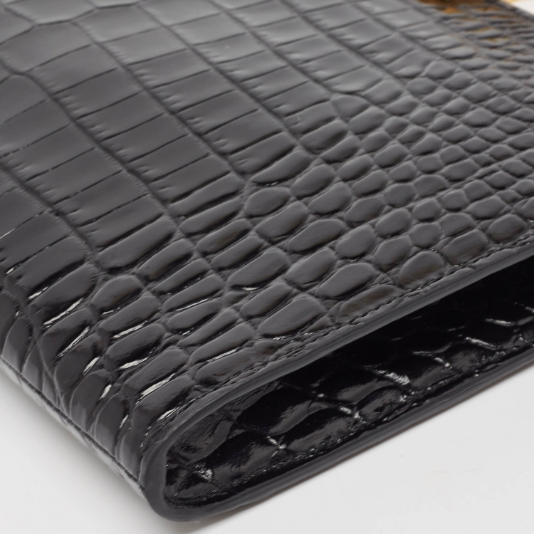 Pre Owned Alexander McQueen Black Croc Embossed Glossy Leather Knuckle Clutch