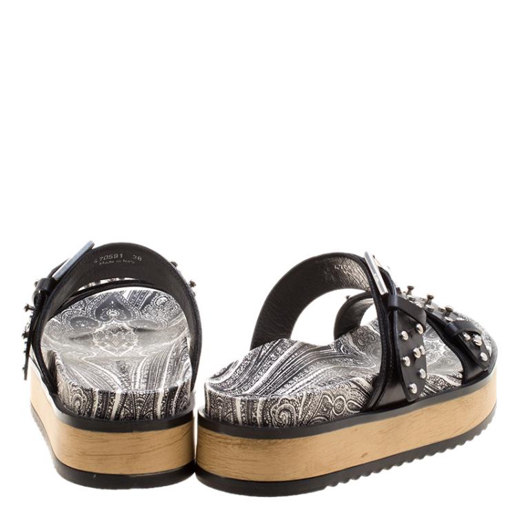 مملوكة مسبقًا Alexander McQueen Black Studded Leather Paisley Platform Slides Size 38