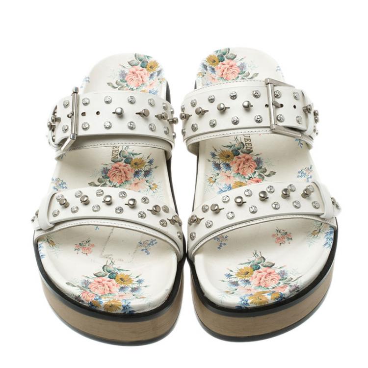 Pre Owned Alexander McQueen White Leather Studded Platform Sandals