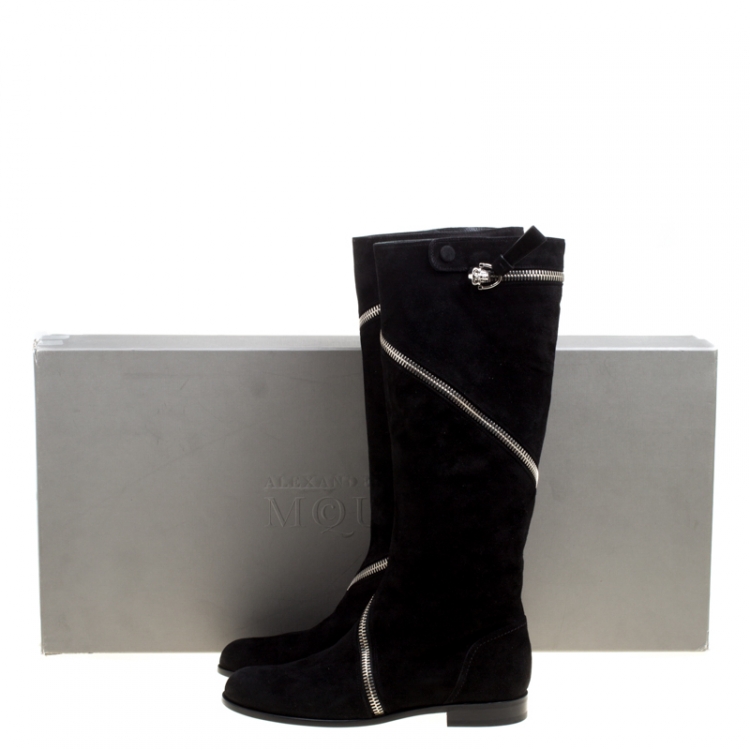 مملوكة مسبقًا Alexander McQueen Black Suede Spiral Zip Knee Length Boots Size 41