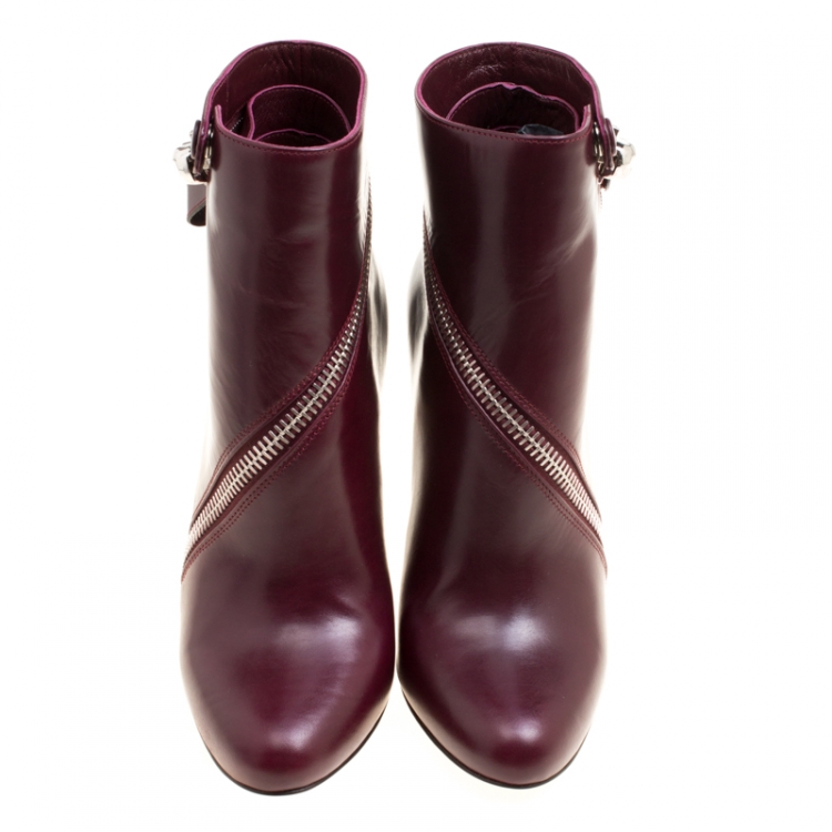 Pre Owned Alexander McQueen Burgundy Leather Spiral Zip Detail Ankle Boots Size 39