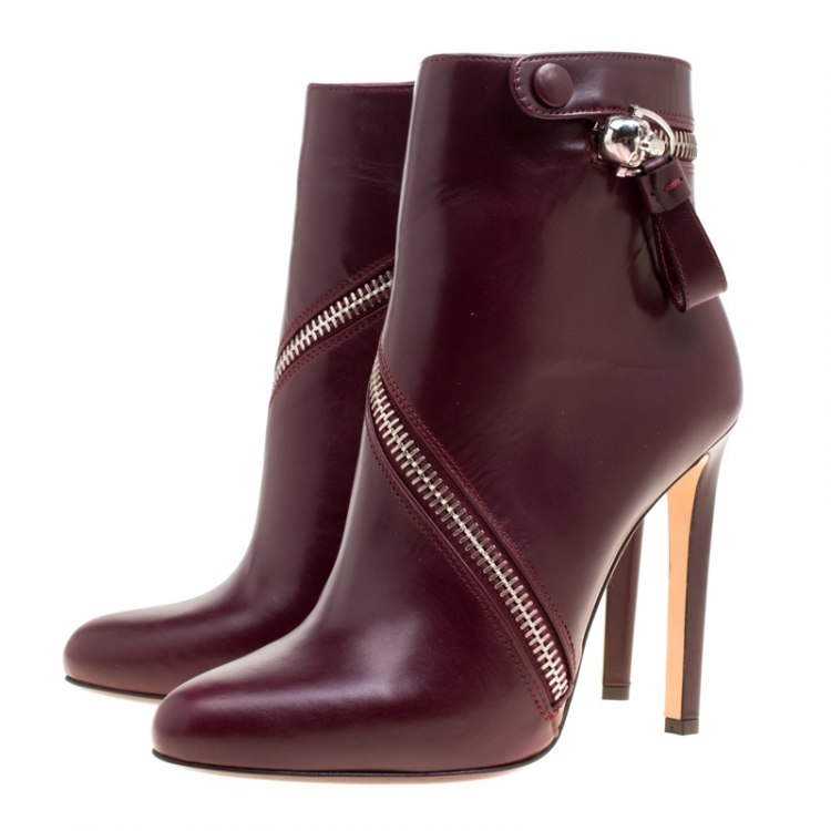 Pre Owned Alexander McQueen Burgundy Leather Spiral Zip Detail Ankle Boots Size 39