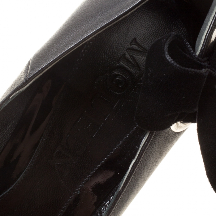 مملوكة مسبقًا Alexander McQueen Black Leather With Velvet Bow Platform Pumps Size 39