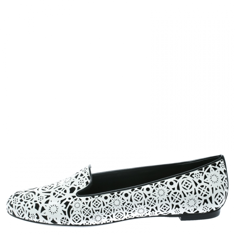 Pre Owned Alexander McQueen Monochrome Laser Cut Patent Leather Smoking Slippers Size 39