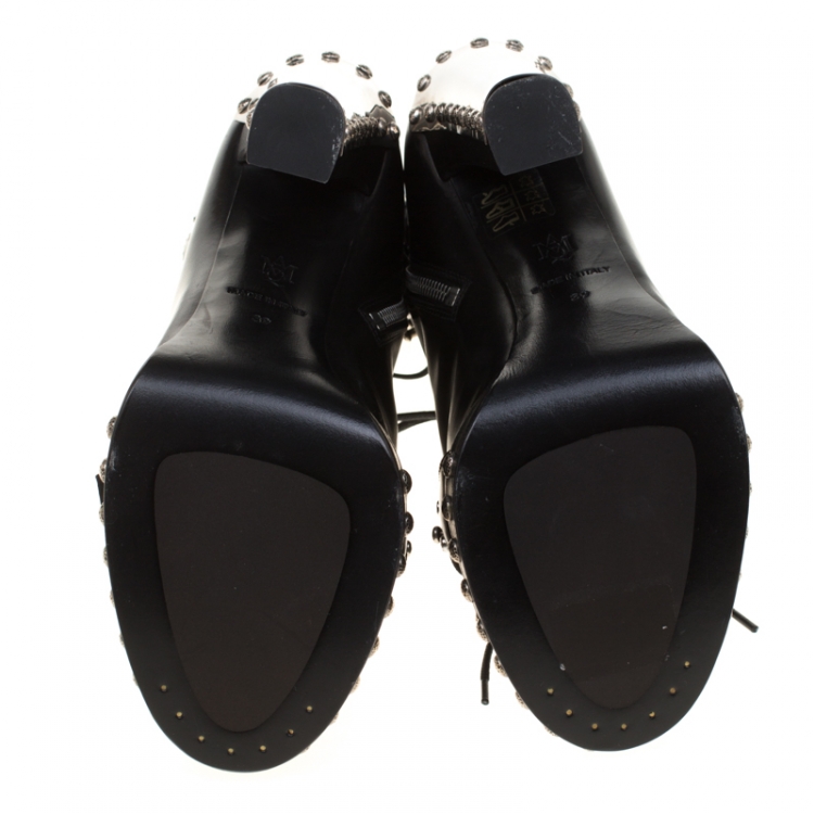 Pre Owned Alexander McQueen Black Leather Studded Armour Heel Platform Ankle Boots Size 39