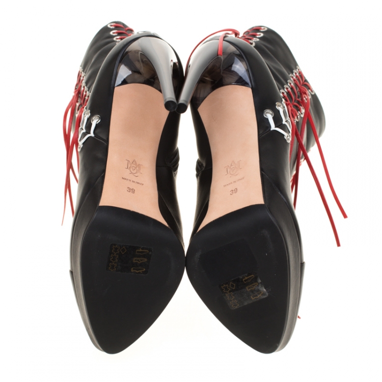 Pre Owned Alexander McQueen Black Leather With Two Tone Cord Detail Curve Heel Platform Ankle Boots Size 39