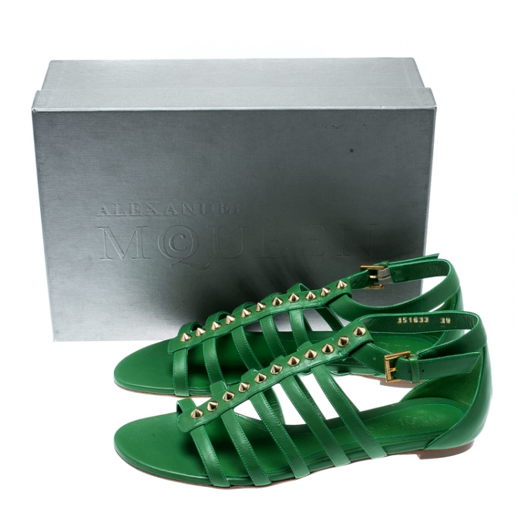 Pre Owned Alexander McQueen Green Leather Spike Detail Flat Gladiator Sandals Size 39