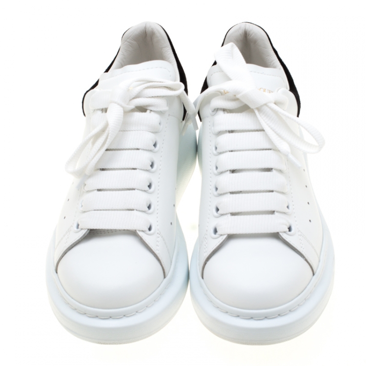 Pre Owned Alexander McQueen White Leather And Black Suede Larry Low Top Sneakers Size 37.5