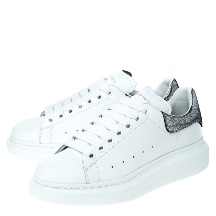 Pre Owned Alexander McQueen White Leather Lace Up Sneakers Size 39