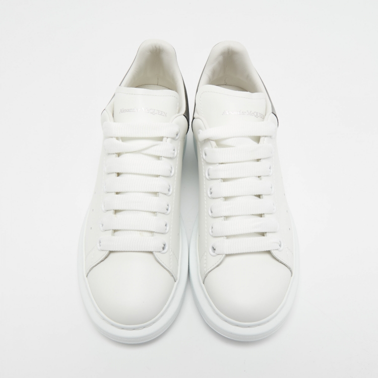 Pre Owned Alexander McQueen White Leather Larry Low Top Sneakers Size 39