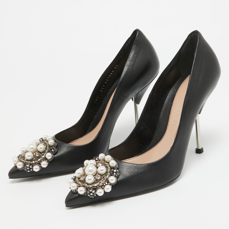 Pre Owned Alexander McQueen Black Leather Pointed Toe Pumps Size 39