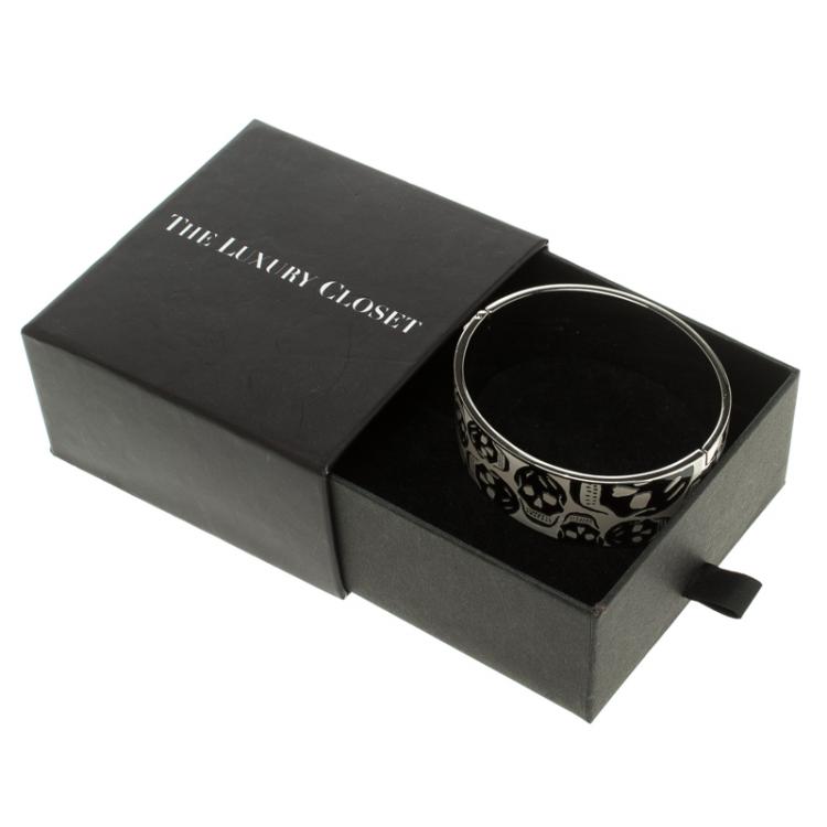 Pre Owned Alexander Mcqueen Black & Cream Enamel Skull Silver Tone Wide Bracelet