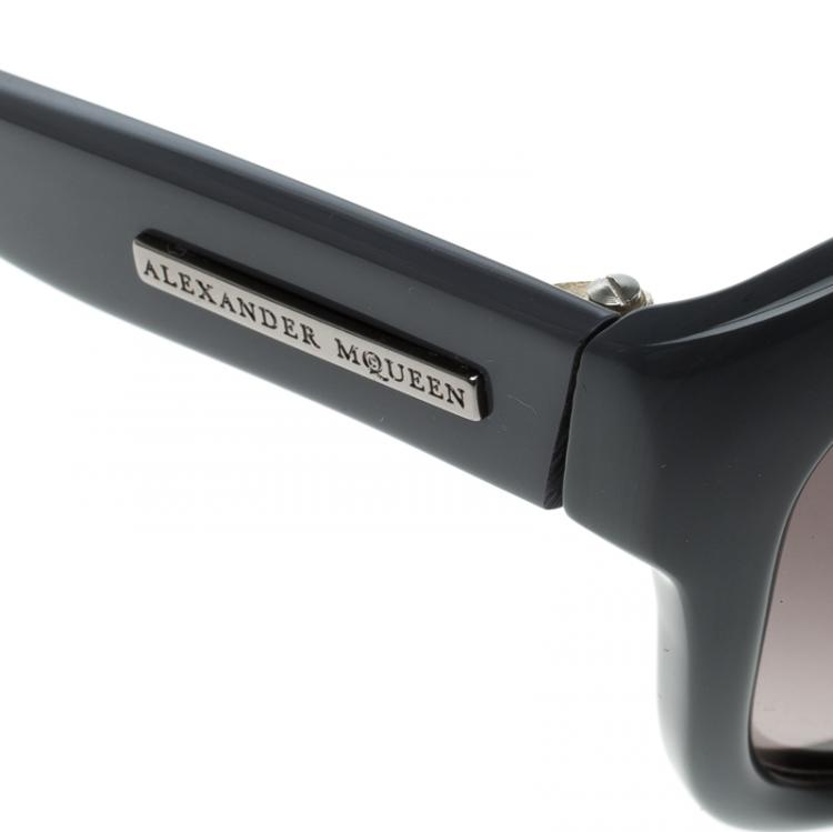 Pre Owned Alexander McQueen Grey AMQ 4190/S Oversized Sunglasses