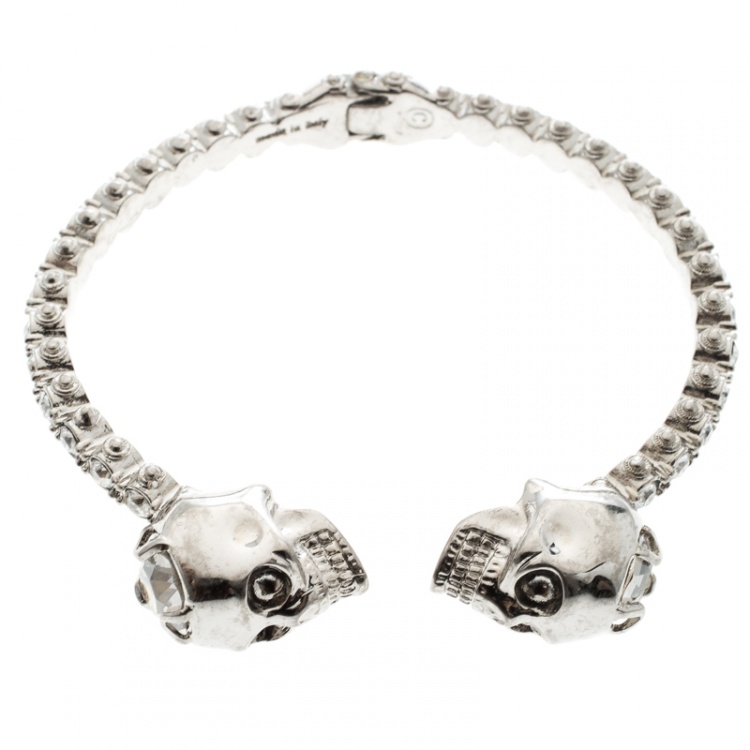 Pre Owned Alexander McQueen Twin Crystal Embedded Skull Silver Tone Open Cuff Bracelet