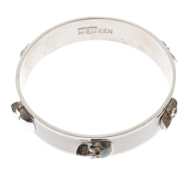 Pre Owned Alexander McQueen 3D Skull Enamel Silver Tone Bangle Bracelet