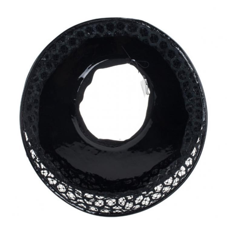 Pre Owned Alexander McQueen Black Patent Leather and Lace Beekeeper Visor S