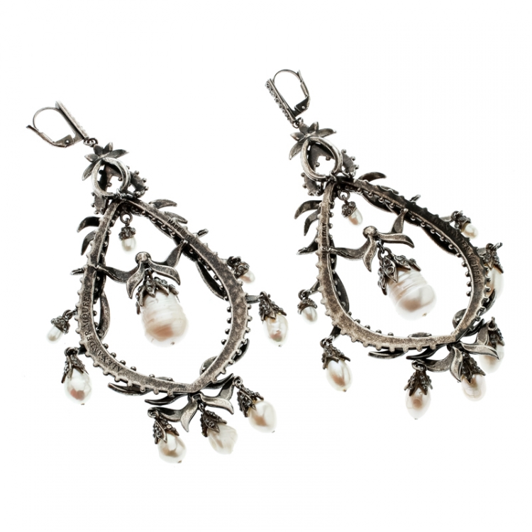 Pre Owned Alexander McQueen Faux Pearl & Crystal Silver Tone Long Drop Earrings