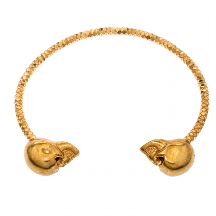 Pre Owned Alexander McQueen Twin Skull Gold Tone Open Cuff Bracelet 19cm
