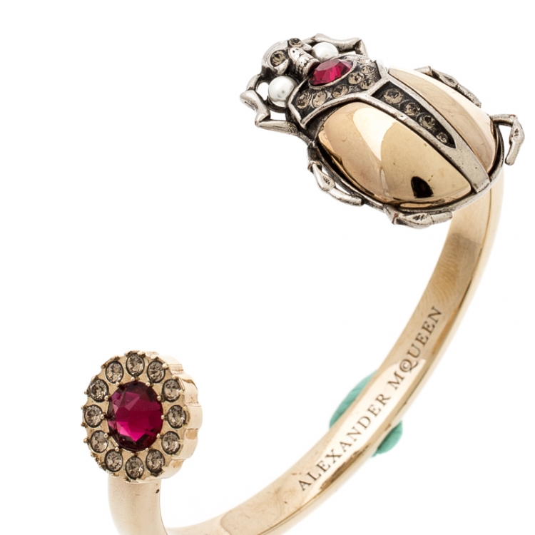 Pre Owned Alexander McQueen Gold Tone Crystal Embellished Beetle Cuff Bracelet S