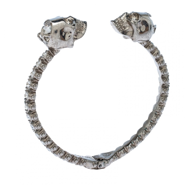 Pre Owned Alexander McQueen Twin Crystal Embedded Skull Silver Tone Open Cuff Bracelet