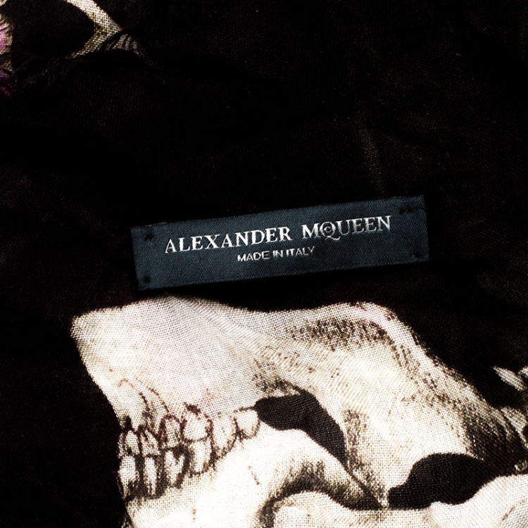 Pre Owned Alexander McQueen Black Skull And Floral Printed Silk Scarf 