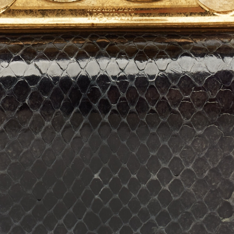 Pre Owned Alexander McQueen Beige/Navy Blue Python Skull Knuckle Duster Clutch