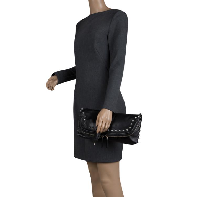 مملوكة مسبقًا Alexander McQueen Black Leather Studded Skull Padlock Fold Over Clutch
