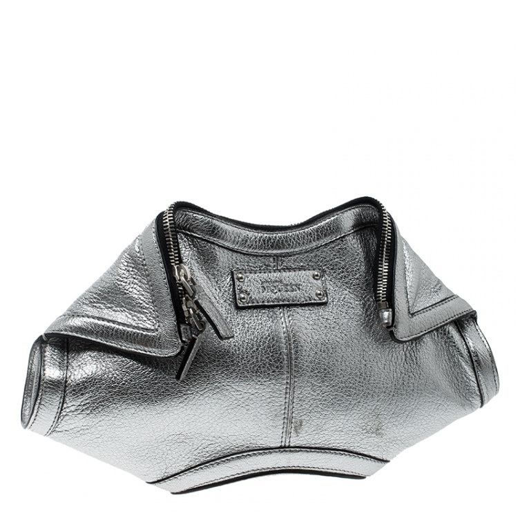Pre Owned Alexander McQueen Metallic Silver Leather Small De Manta Clutch