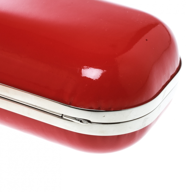 Pre Owned Alexander McQueen Red Patent Leather Skull Knuckle Clutch