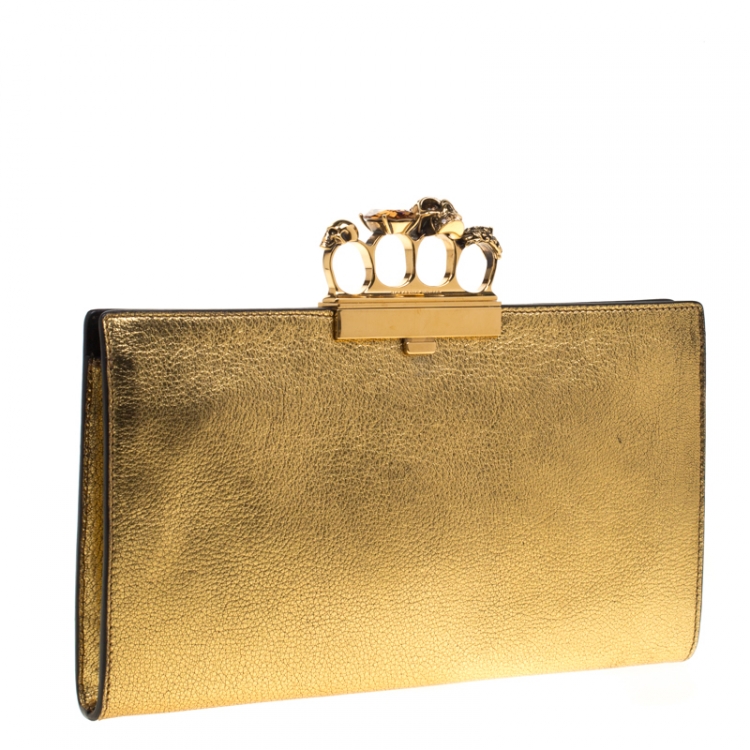 Pre Owned Alexander McQueen Gold Leather Skull Knuckle Flat Clutch