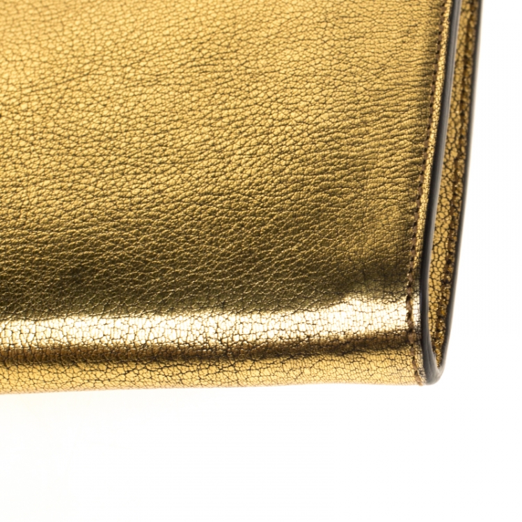 Pre Owned Alexander McQueen Gold Leather Skull Knuckle Flat Clutch