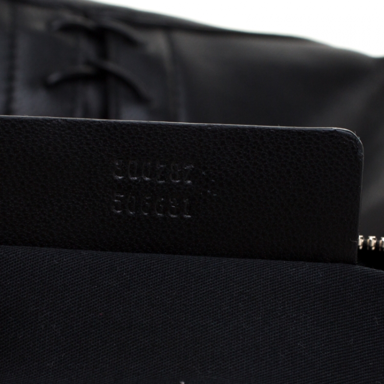 مملوكة مسبقًا Alexander McQueen Black Leather Medium Lace Up Faithful De Manta Clutch