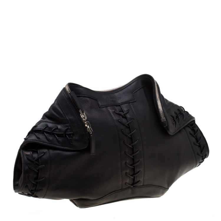 مملوكة مسبقًا Alexander McQueen Black Leather Medium Lace Up Faithful De Manta Clutch