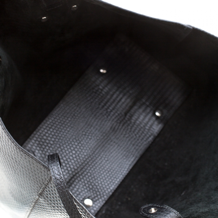 Pre Owned Alexander Mcqueen Black Textured Leather Tote