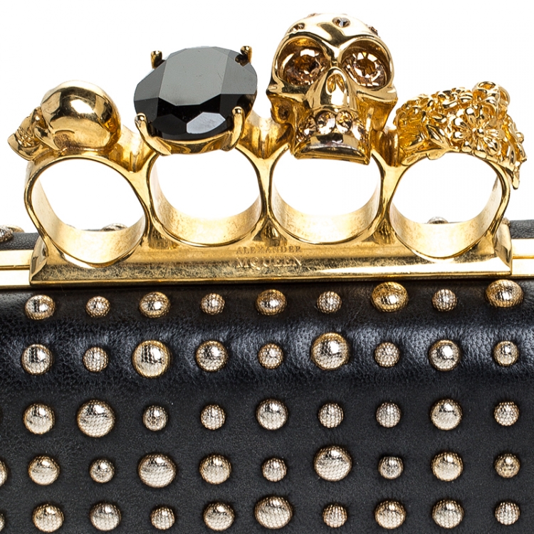 Pre Owned Alexander McQueen Black/Gold Studded Leather Skull Knuckle Box Clutch