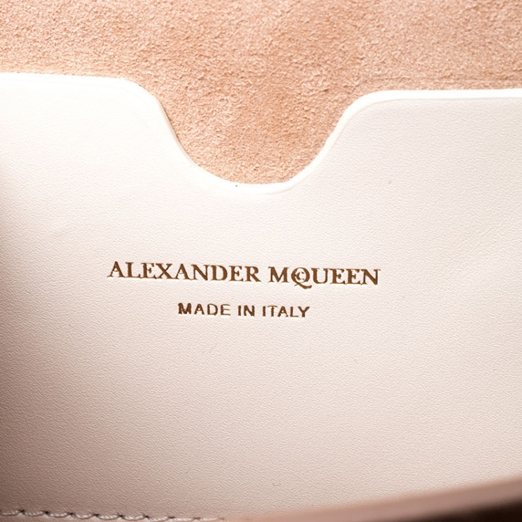 Pre Owned Alexander McQueen Off White Leather Box 19 Shoulder Bag 