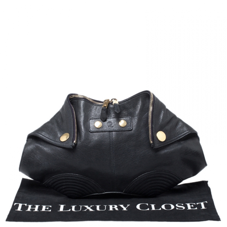 Pre Owned Alexander McQueen Black Leather Medium De Manta Clutch