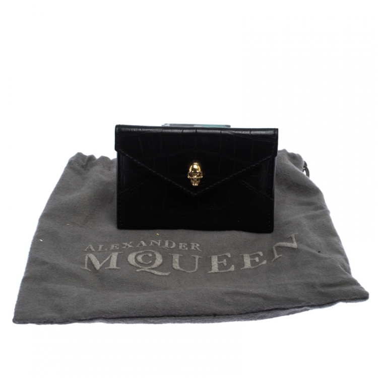 Pre Owned Alexander McQueen Black Crocodile Embossed Leather Skull Card Holder