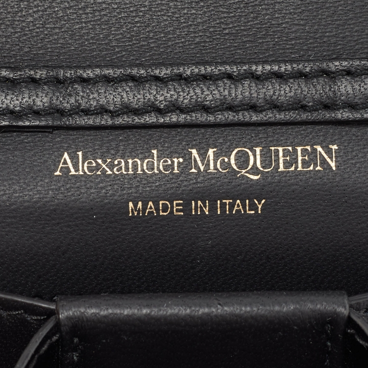 Pre Owned Alexander McQueen Black Croc Embossed Leather Skull Chain Card Case