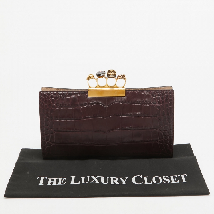 Pre Owned Alexander McQueen Burgundy Croc Embossed Leather The Knuckle Clutch